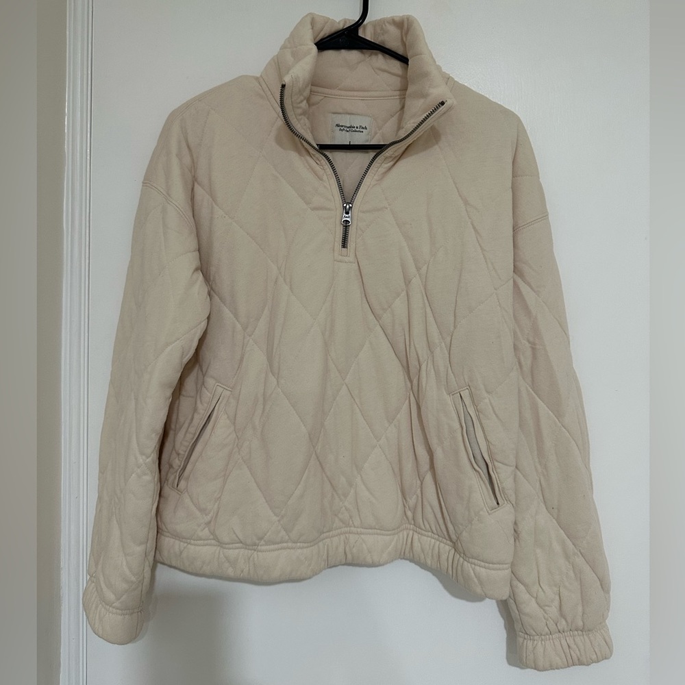 🔥🔥 Abercrombie & Fitch Sweater !!